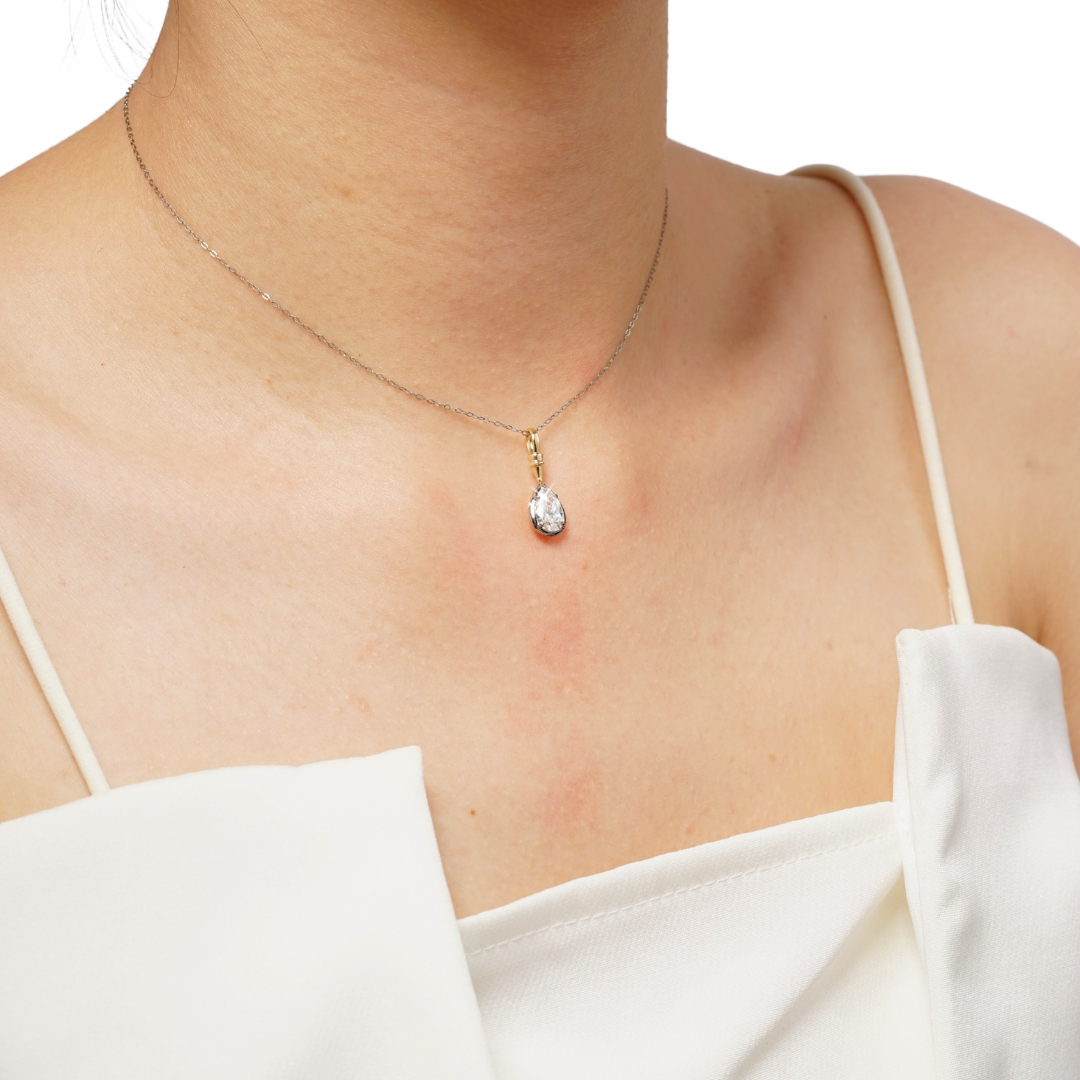 1.06ct Lab Grown Diamond Teardrop Black Gold Pendant