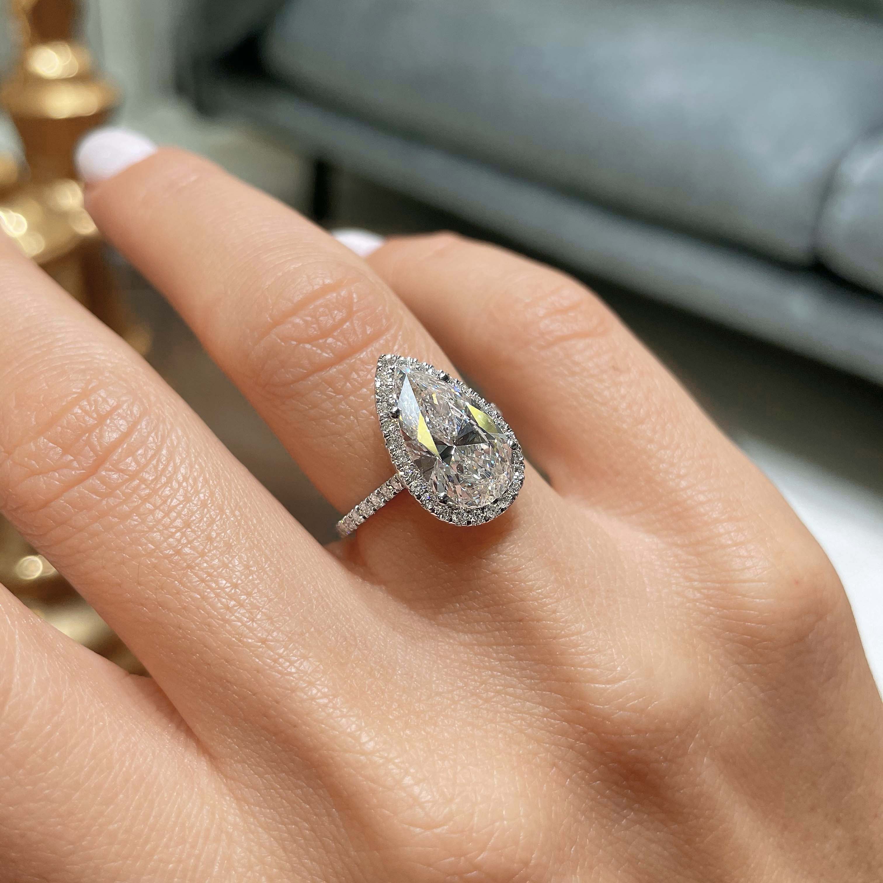 Sophia Diamond Engagement Ring -18K White Gold (RTS)