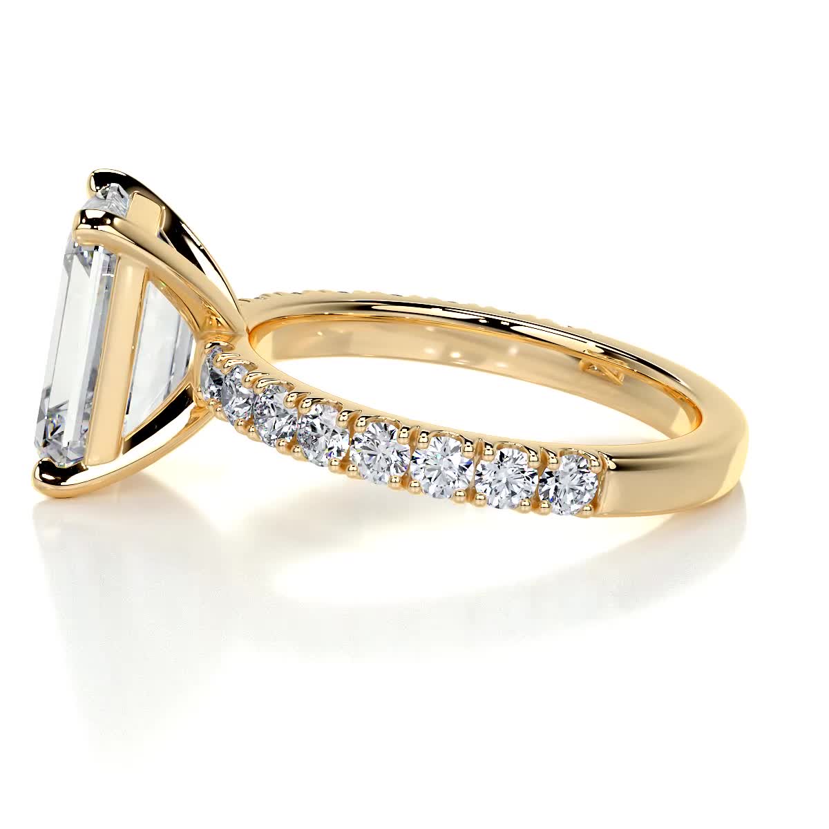 Royal Diamond Engagement Ring -18K Yellow Gold (RTS)