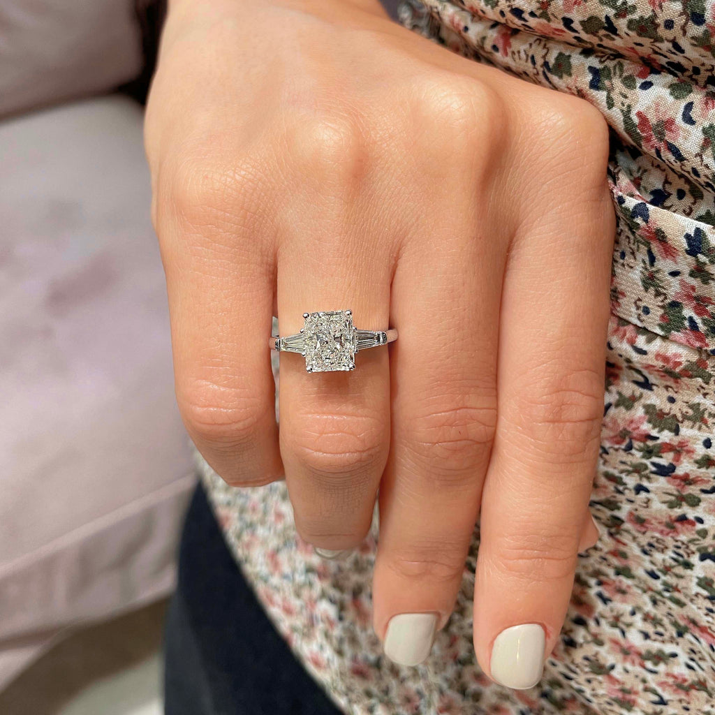Skylar Diamond Engagement Ring -Platinum (RTS)