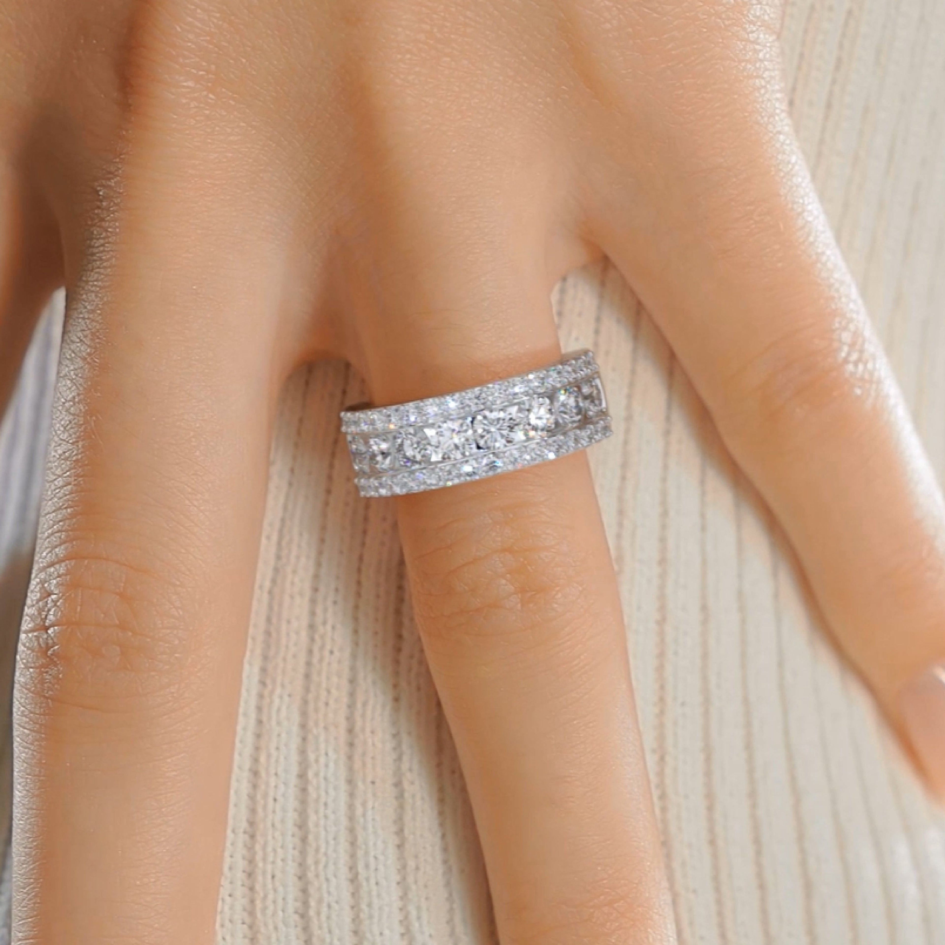 Nia Diamond Wedding Ring   (2 Carat) -Platinum (RTS)