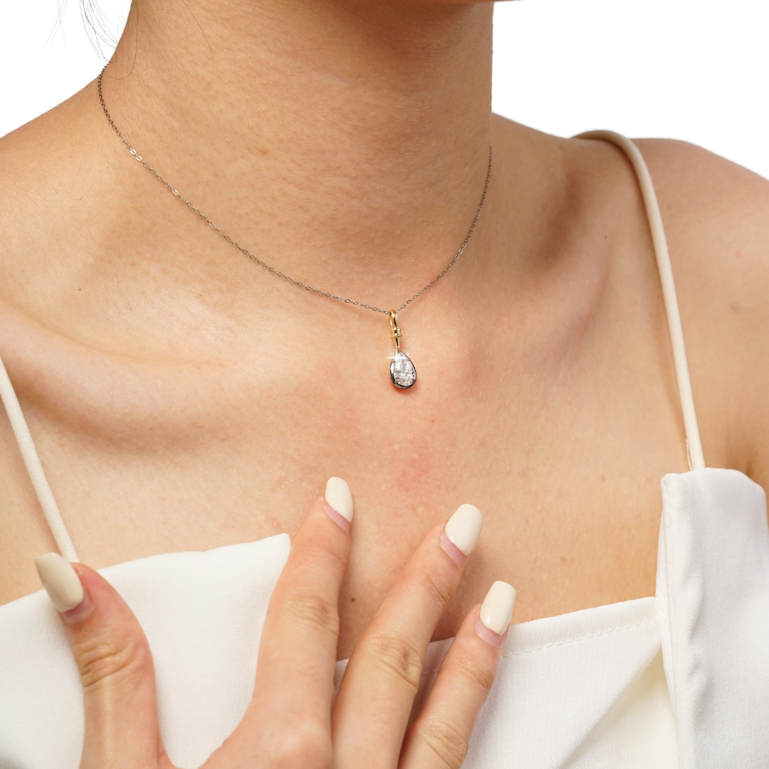 1.06ct Lab Grown Diamond Teardrop Black Gold Pendant